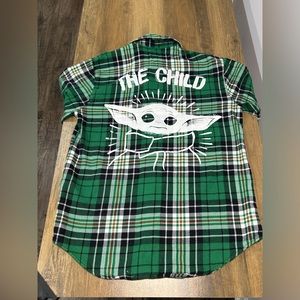 Disney Cakeworthy Star Wars Mandalorian THE CHILD Plaid Flannel Shirt Large L
